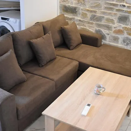 Apartment Klaidis House 2 Floor Skiathos Town