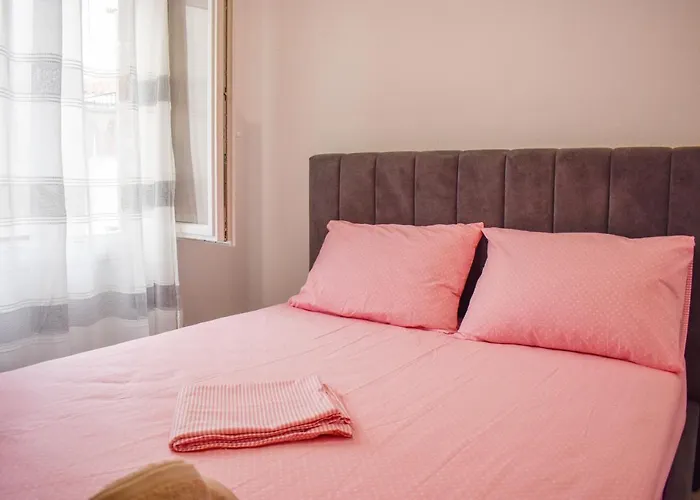 Klaidis House 2 Floor * Skiathos-Stadt